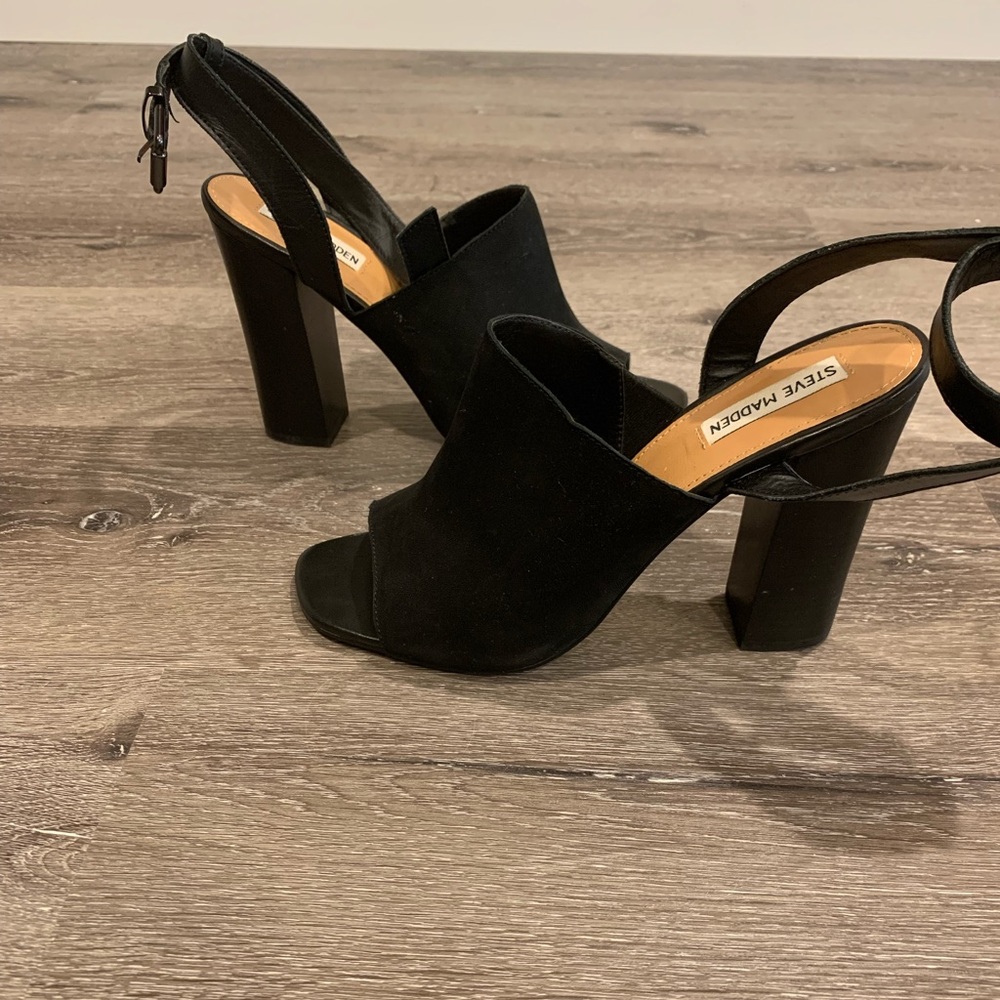 Steve Madden Toniann Black Strapped Heel